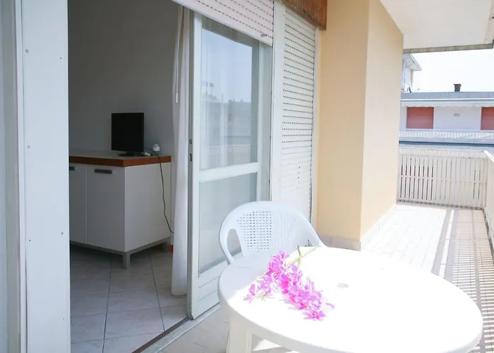 Enjoy Your Holidays From Our Magnificent Terrace Apartment *